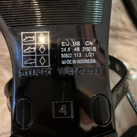 Stuart Weitzman
Women's Goldie Embellished Jelly Sandals - Picture 7 of 8